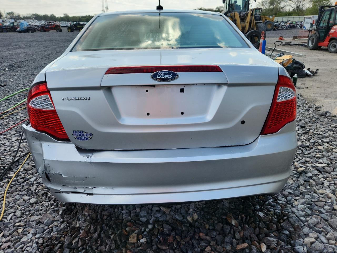2012 Ford Fusion S VIN: 3FAHP0GA0CR130383 Lot: 84976945
