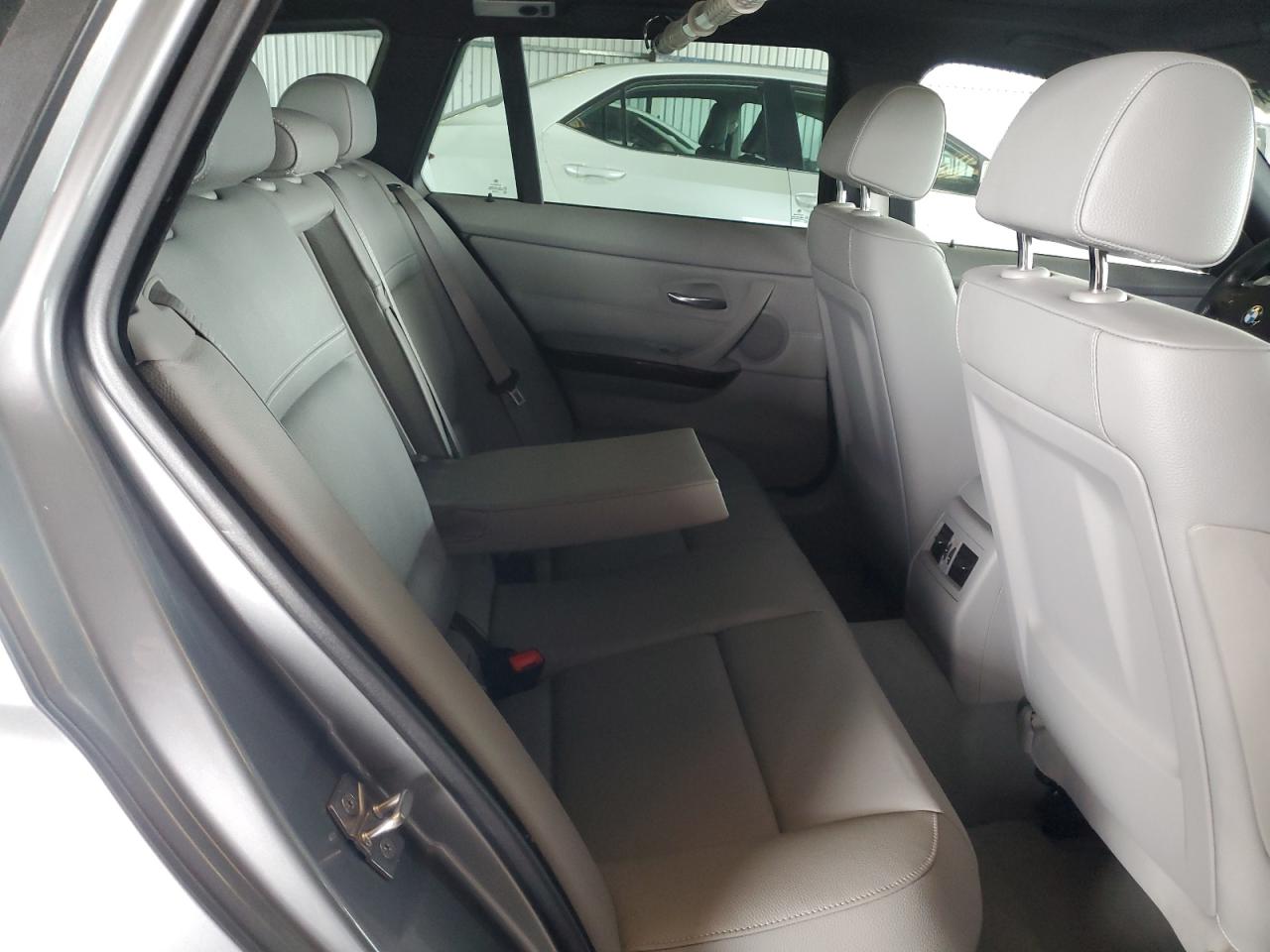 2010 BMW 328 I VIN: WBAUT9C56AA191288 Lot: 85009865