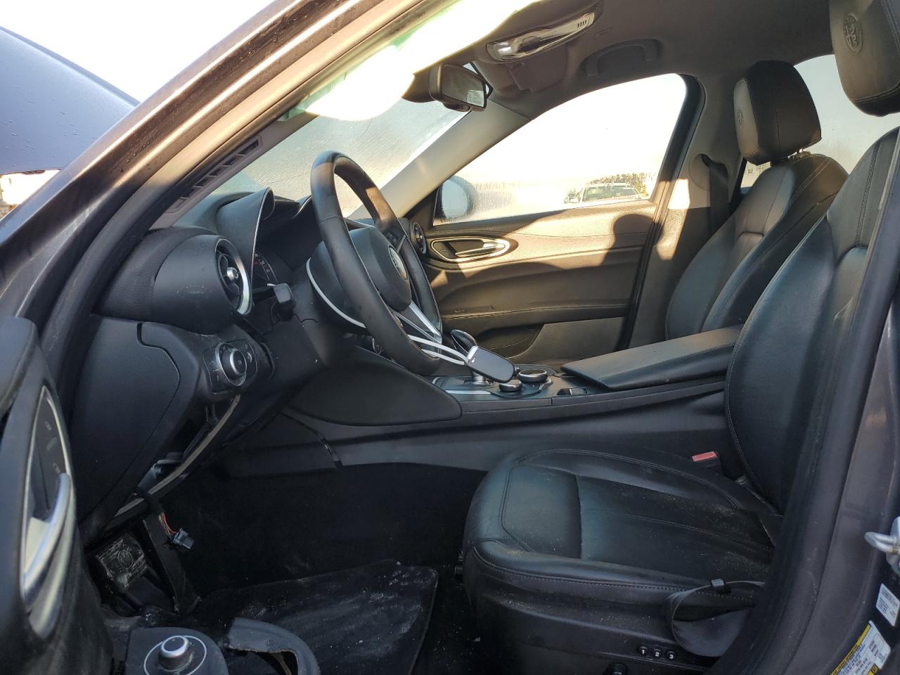 2018 Alfa Romeo Giulia VIN: ZARFAEBN2J7566012 Lot: 90335785