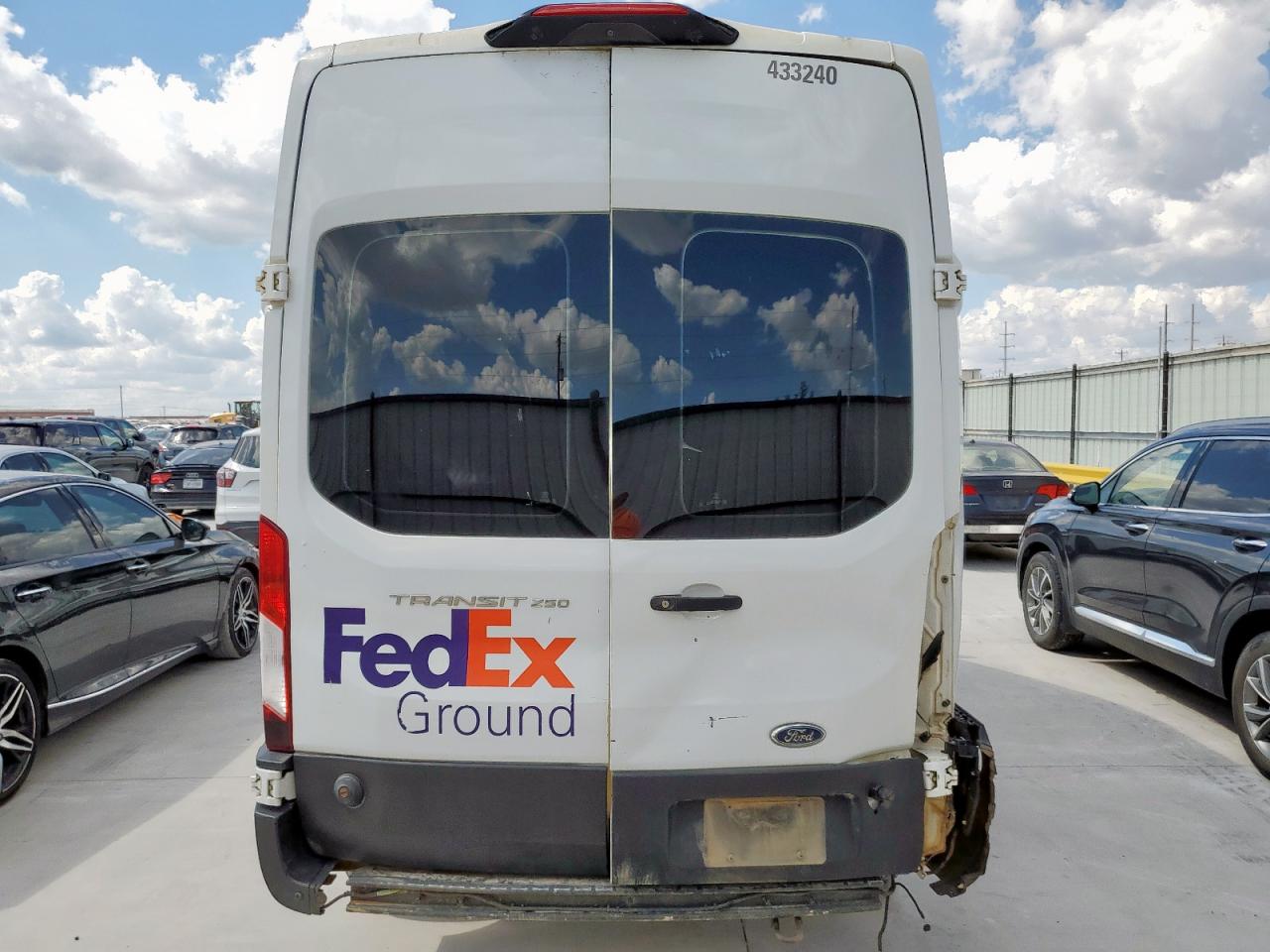 2019 Ford Transit T-250 VIN: 1FTYR2XM4KKA94730 Lot: 81519905