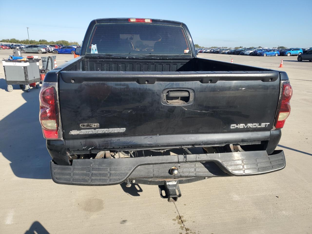 2005 Chevrolet Silverado C1500 VIN: 2GCEC19VX51302022 Lot: 86768015