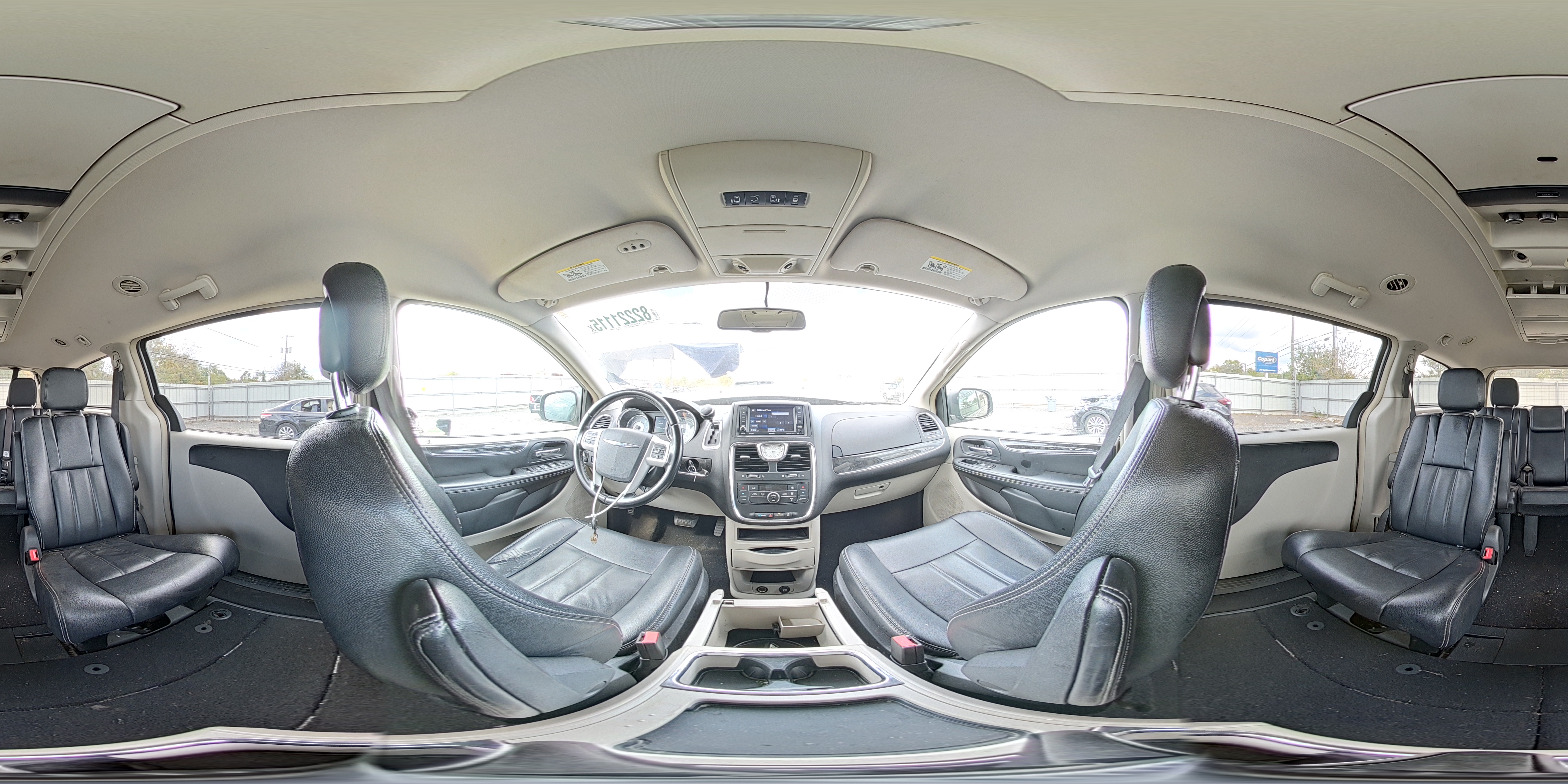 2015 Chrysler Town & Country Touring VIN: 2C4RC1BG2FR595723 Lot: 82221115