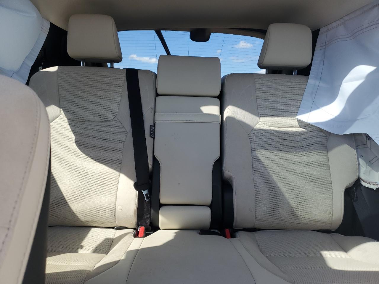 2025 Lexus Rx 450H+ Luxury VIN: JTJCJMGA0S2024982 Lot: 85153365