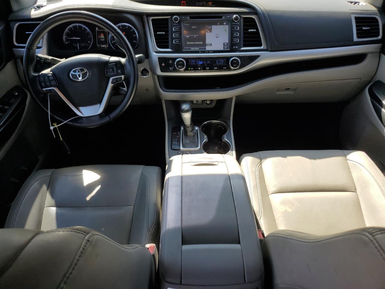 2018 Toyota Highlander Se VIN: 5TDKZRFH5JS261901 Lot: 87372645