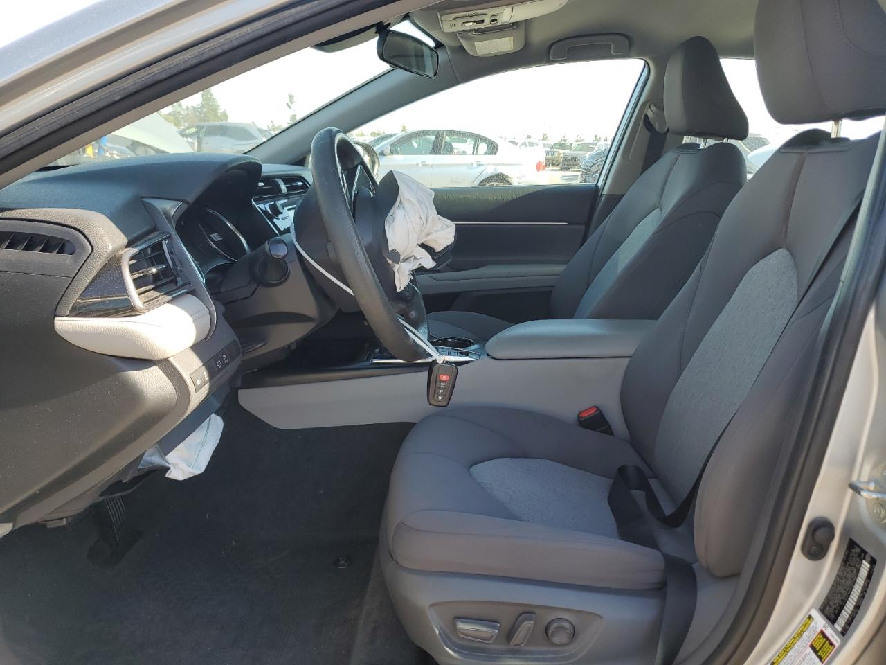 2020 Toyota Camry Le VIN: 4T1C31AK9LU017687 Lot: 82233015