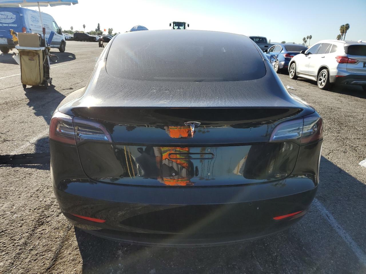 2018 Tesla Model 3 VIN: 5YJ3E1EB0JF086752 Lot: 90948005