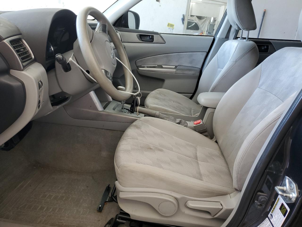 2010 Subaru Forester Xs VIN: JF2SH6BC0AH901353 Lot: 84758455