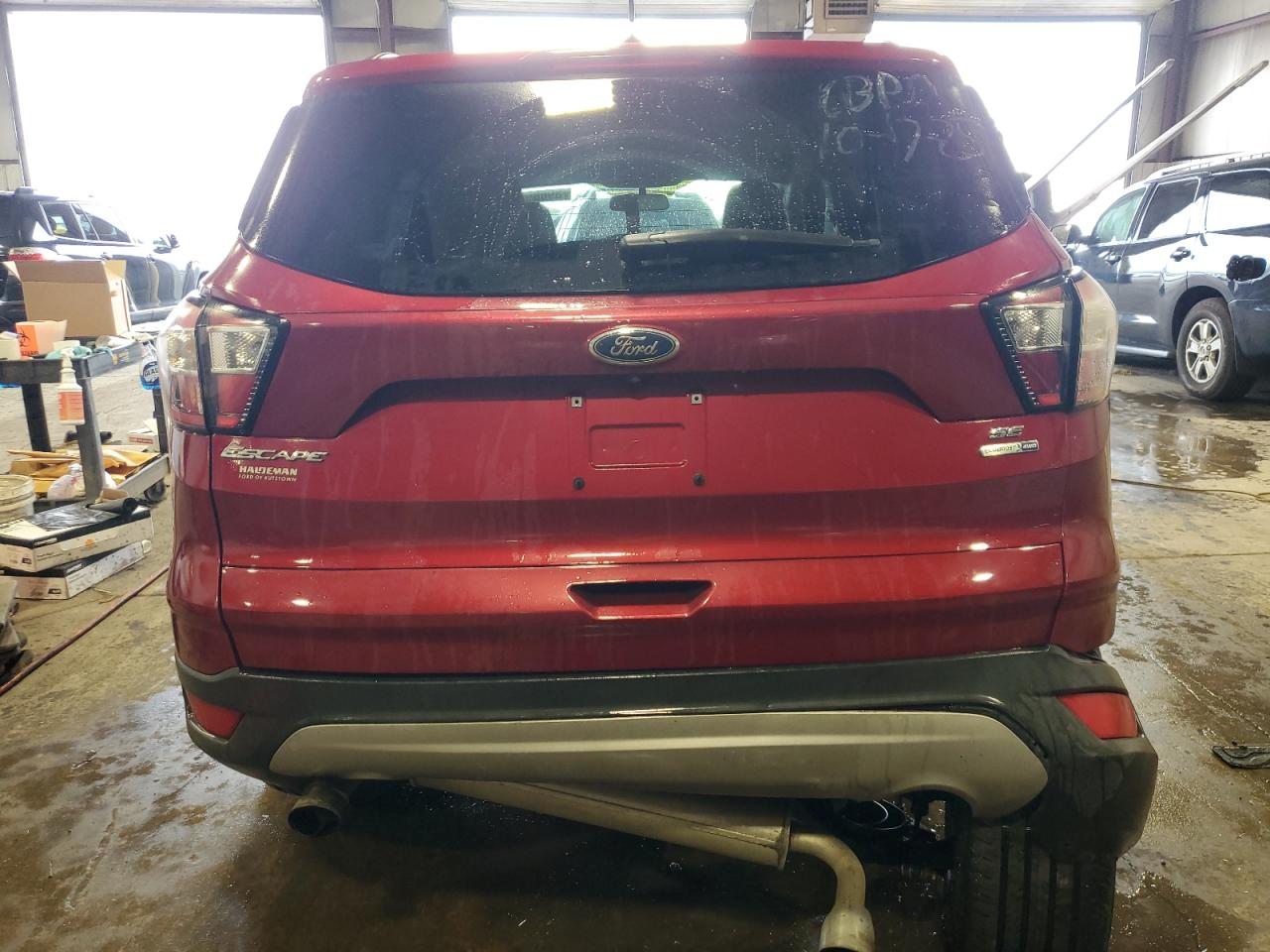 2018 Ford Escape Se VIN: 1FMCU9GDXJUA88351 Lot: 89685785
