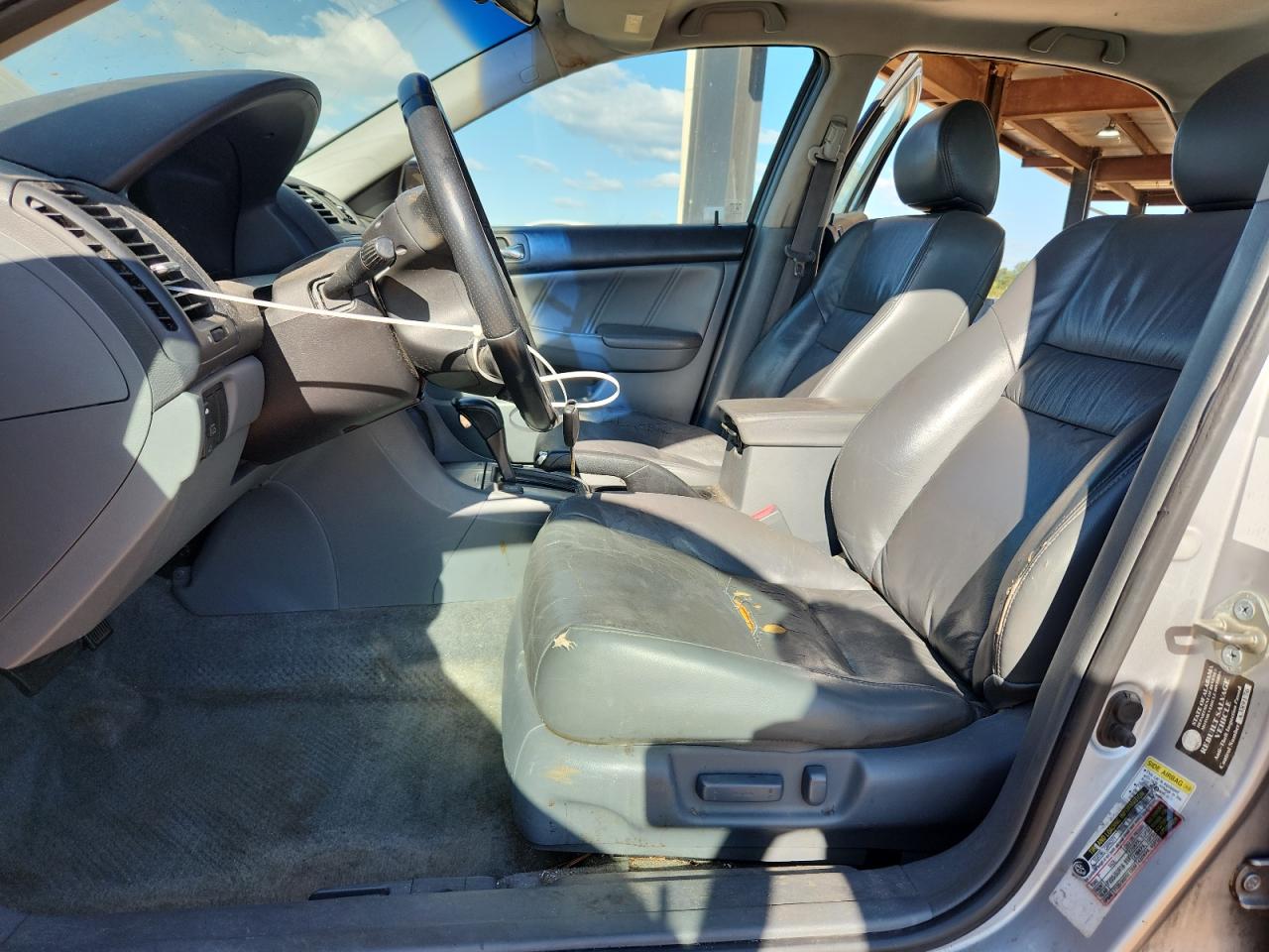2006 Honda Accord Ex VIN: 1HGCM56806A068749 Lot: 81998955