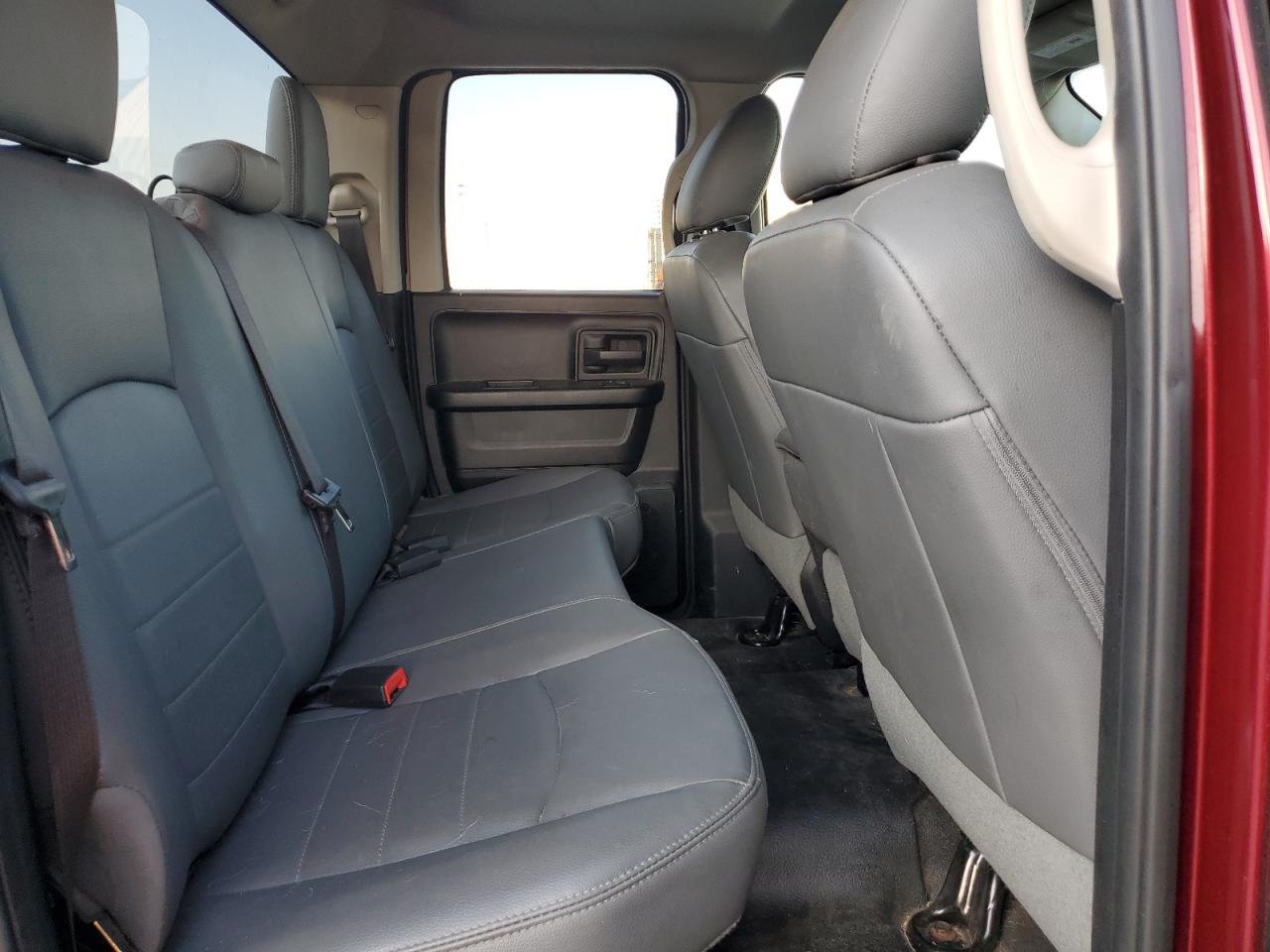 2018 Ram 1500 St VIN: 1C6RR7FTXJS102605 Lot: 86106425