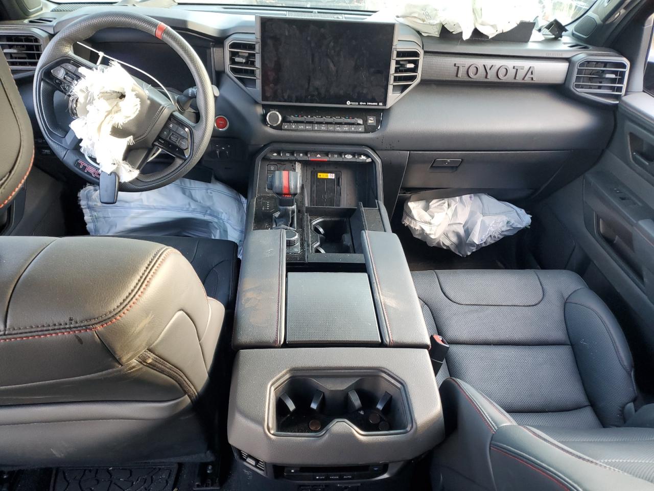 2024 Toyota Sequoia Sr5 VIN: 7SVAAABA8RX040625 Lot: 85358685