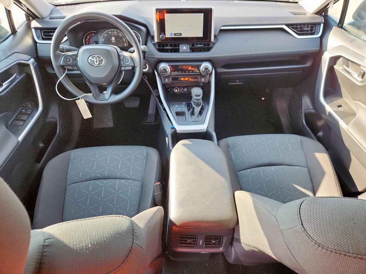 2025 Toyota Rav4 Xle VIN: 2T3W1RFV8SW401907 Lot: 82453525