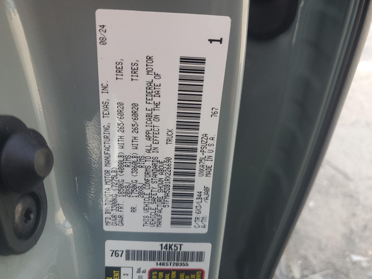 2024 Toyota Tundra Crewmax Platinum VIN: 5TFMA5DB1RX226690 Lot: 82187565