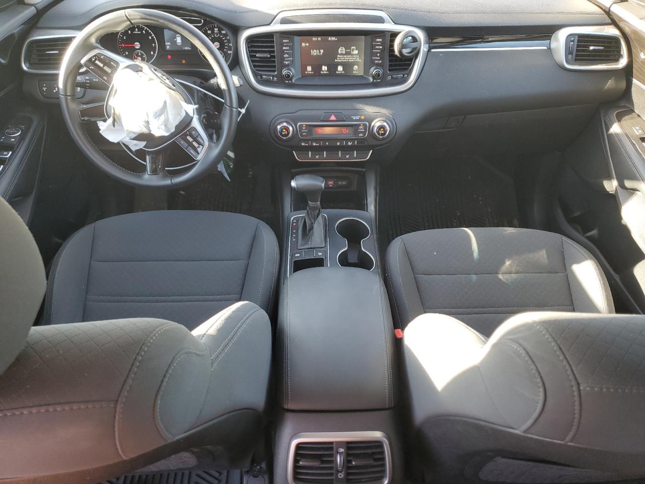 2020 Kia Sorento L VIN: 5XYPG4A35LG635515 Lot: 87226815