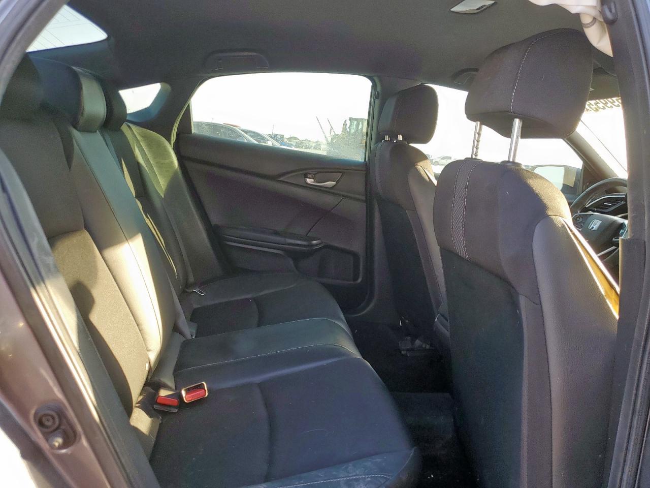 2020 Honda Civic Sport VIN: 19XFC2F8XLE017104 Lot: 82369955