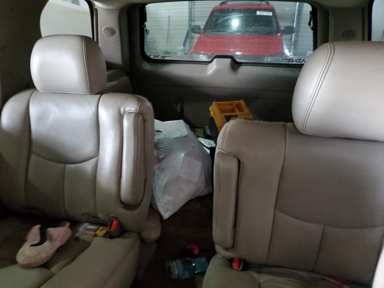 2005 Chevrolet Tahoe K1500 VIN: 1GNEK13T25J110794 Lot: 90243515