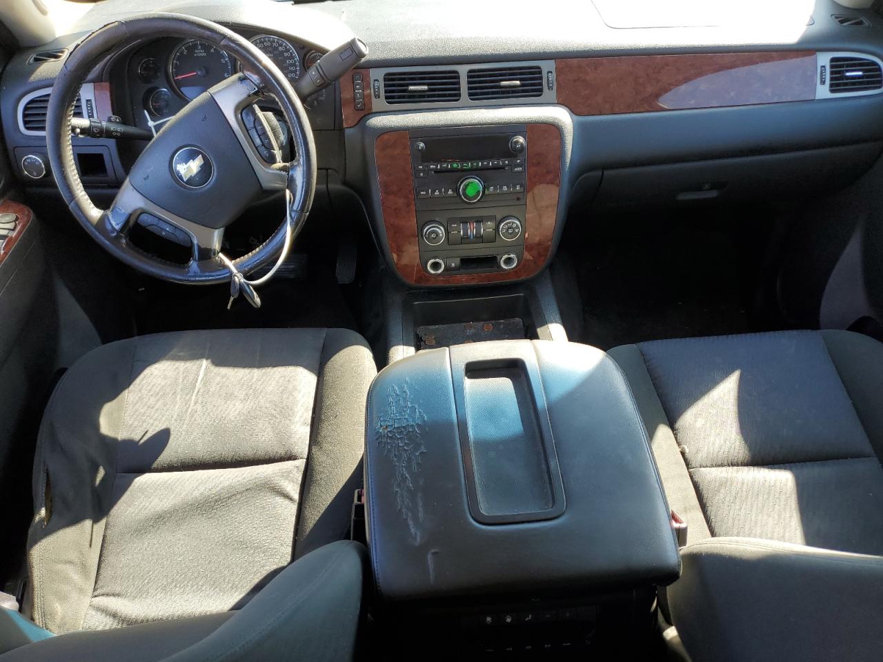 2011 Chevrolet Tahoe C1500 Ls VIN: 1GNSCAE04BR238552 Lot: 85933925