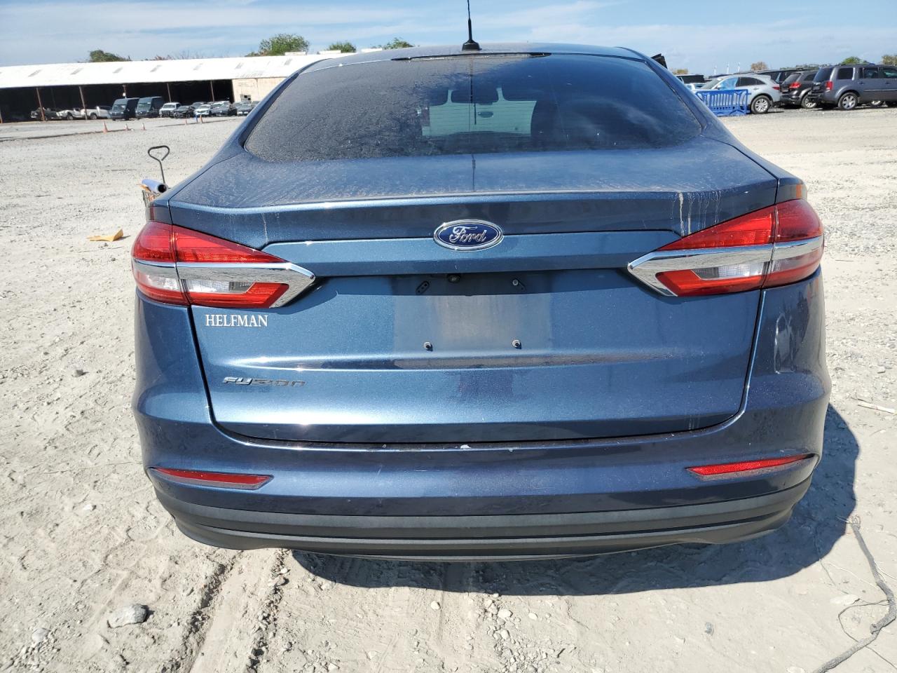 2019 Ford Fusion S VIN: 3FA6P0G70KR132595 Lot: 89892405
