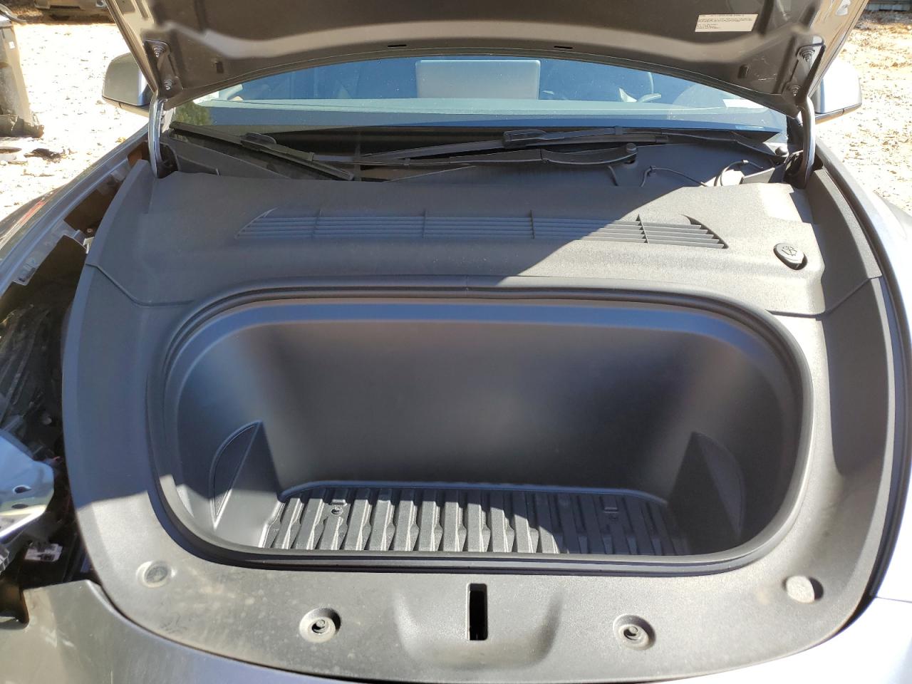 2024 Tesla Model Y VIN: 7SAYGDEDXRA334052 Lot: 82443385