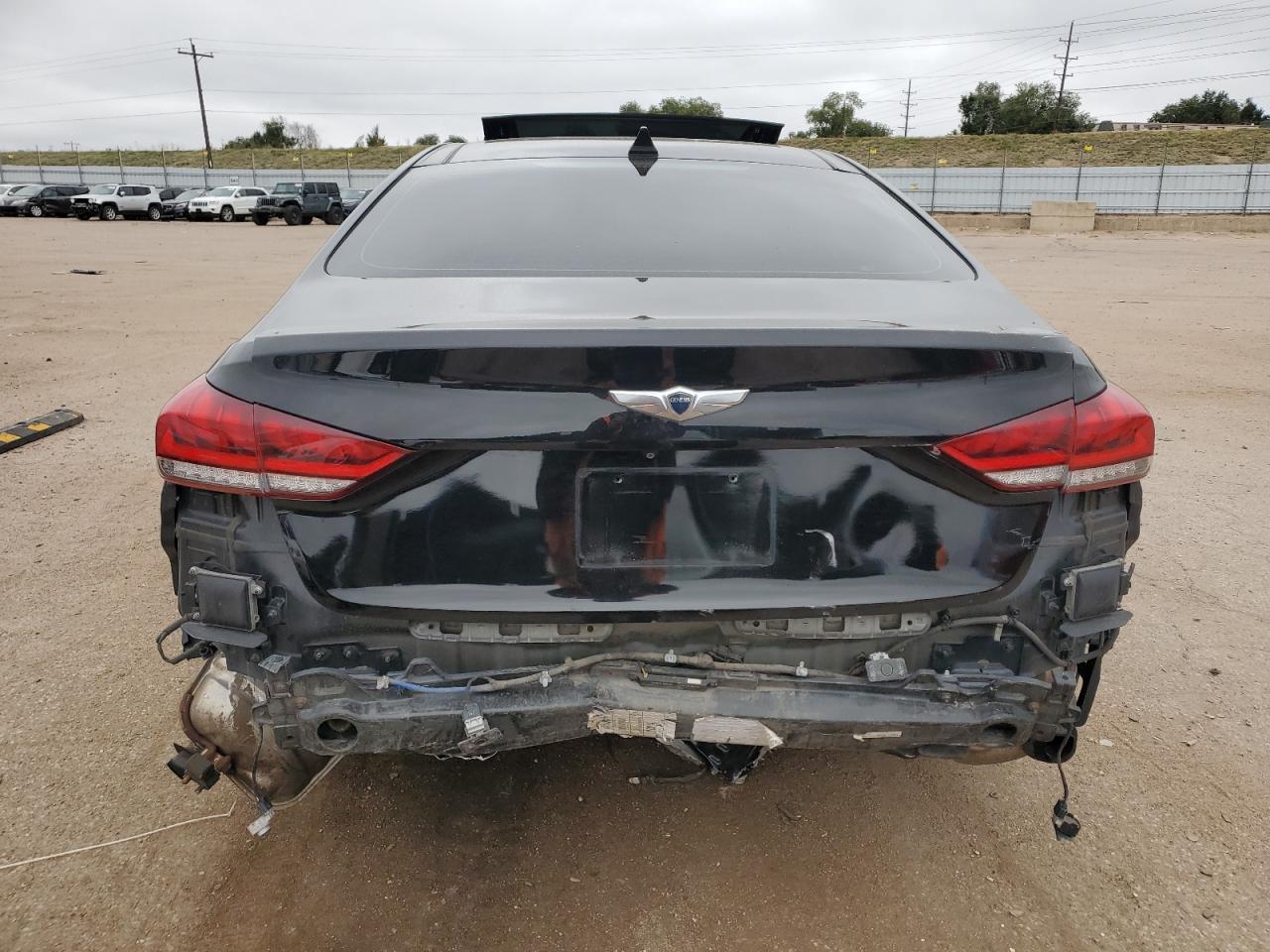 2015 Hyundai Genesis 3.8L VIN: KMHGN4JE1FU060786 Lot: 82304255