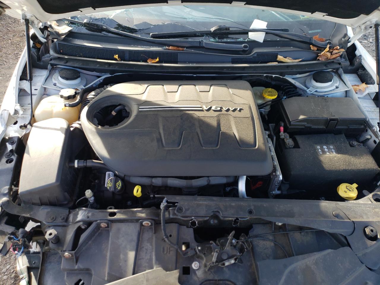 2015 Chrysler 200 C VIN: 1C3CCCEG0FN674063 Lot: 90224245