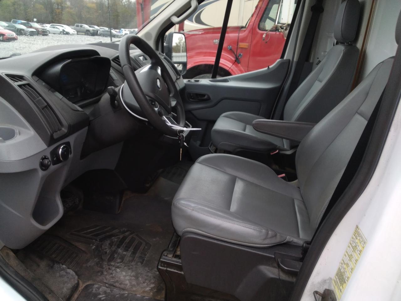 2016 Ford Transit Box Truck VIN: 1FDRS9PM7GKB26090 Lot: 87270085