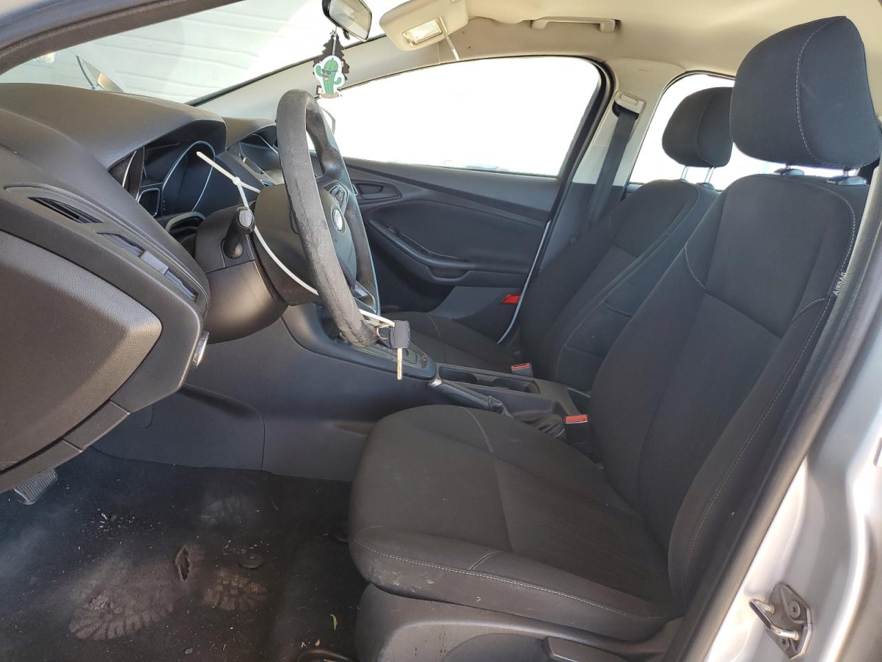 2015 Ford Focus S VIN: 1FADP3E27FL261471 Lot: 84659075