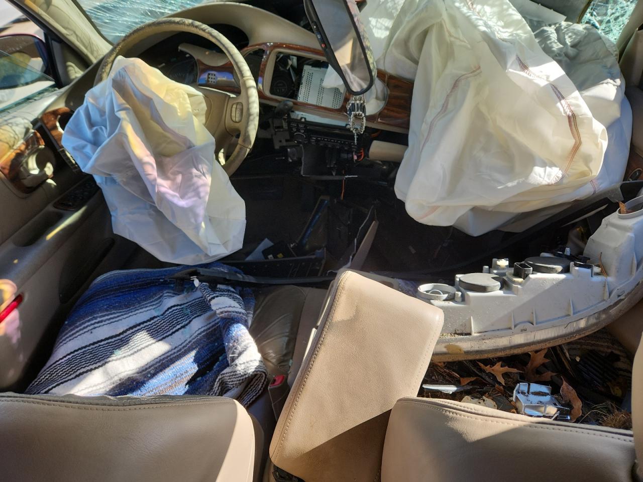 2001 Buick Century Custom VIN: 2G4WS52J011210820 Lot: 90441685