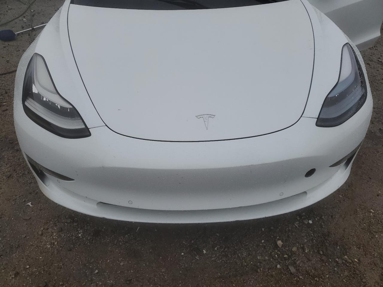 2018 Tesla Model 3 VIN: 5YJ3E1EB5JF181436 Lot: 89871685