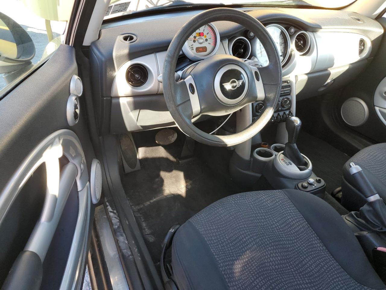 2002 Mini Cooper VIN: WMWRC33412TE12203 Lot: 87087585