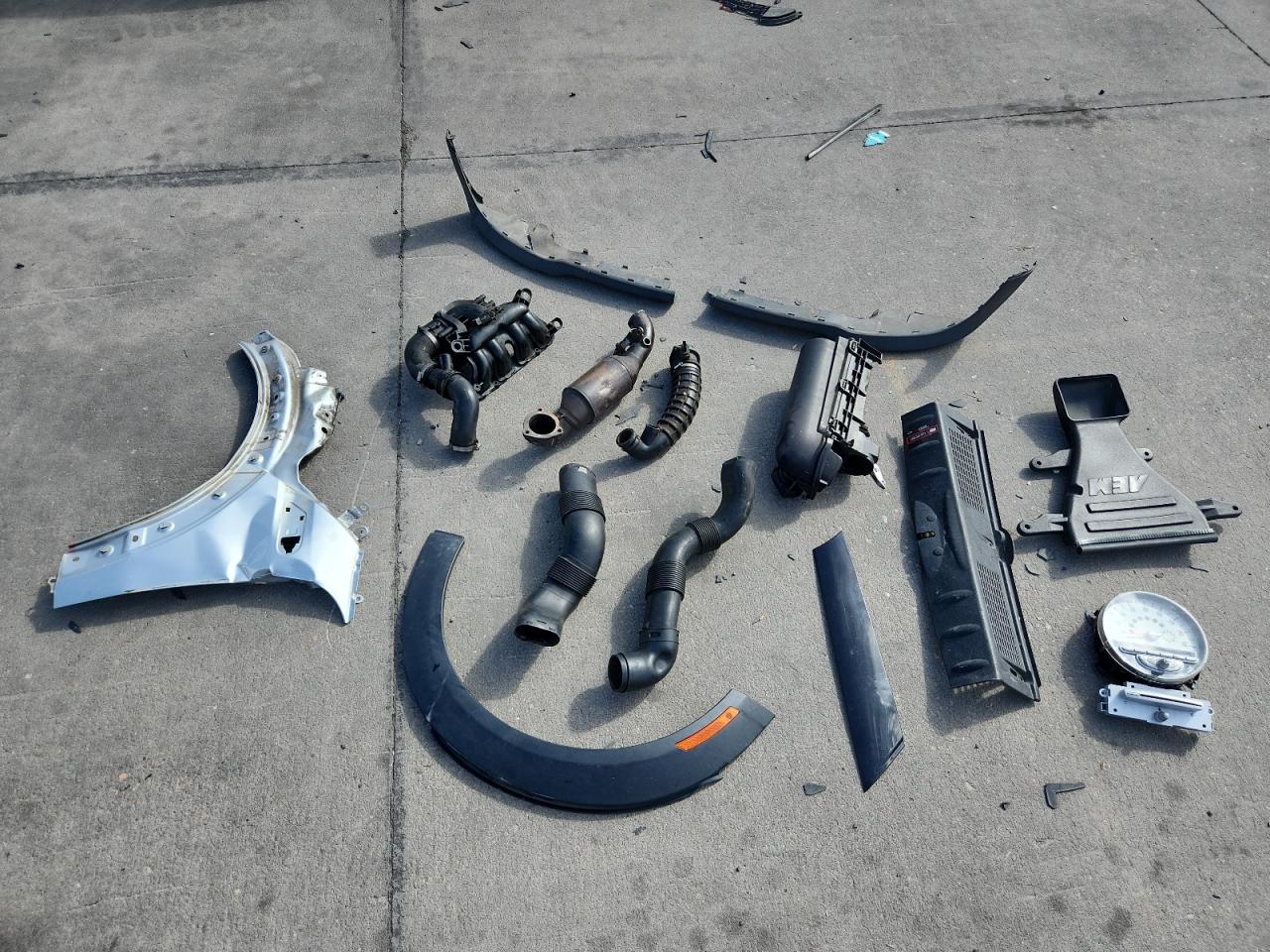 2008 Mini Cooper S VIN: WMWMF73558TT87734 Lot: 90090835