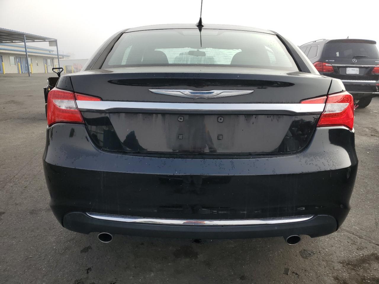 2011 Chrysler 200 Touring VIN: 1C3BC1FG1BN615418 Lot: 86606675