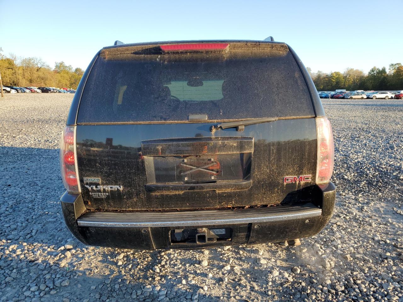 2011 GMC Yukon Denali VIN: 1GKS2EEF9BR200343 Lot: 87456665