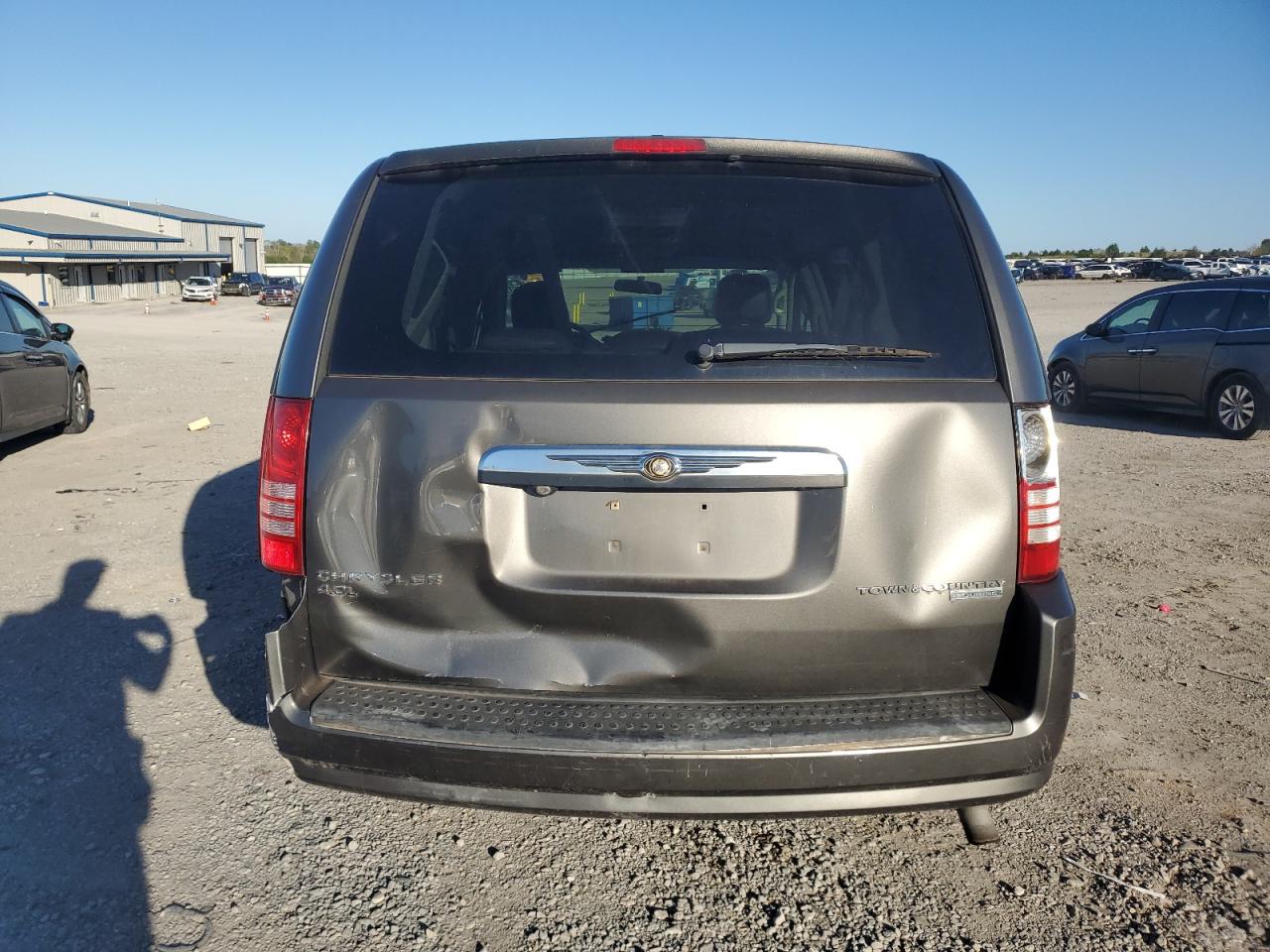 2010 Chrysler Town & Country Touring VIN: 2A4RR5DX6AR345407 Lot: 86234085