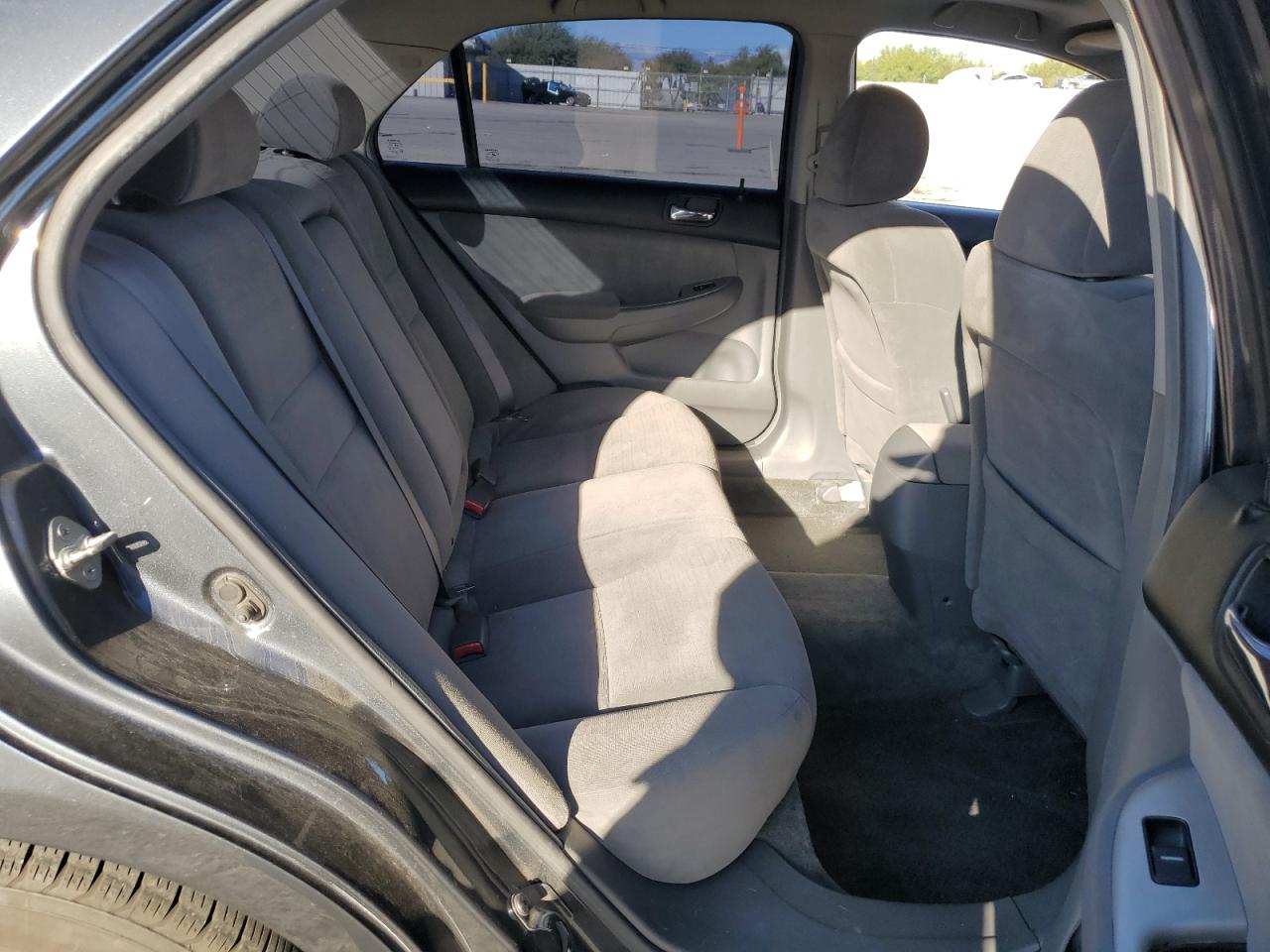 2007 Honda Accord Ex VIN: 1HGCM56747A184447 Lot: 85308375