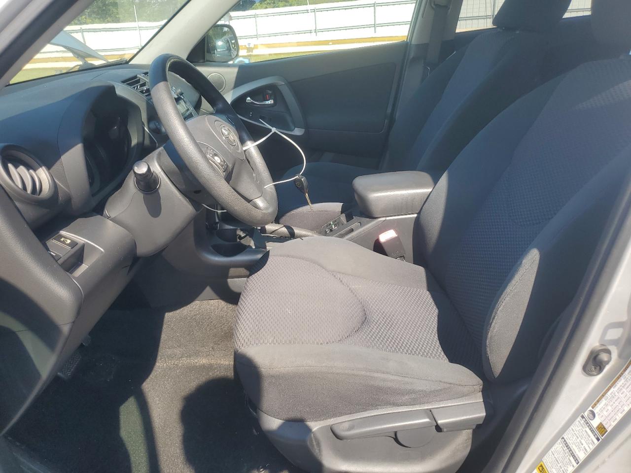 2010 Toyota Rav4 Sport VIN: JTMRK4DV7A5096745 Lot: 84600475