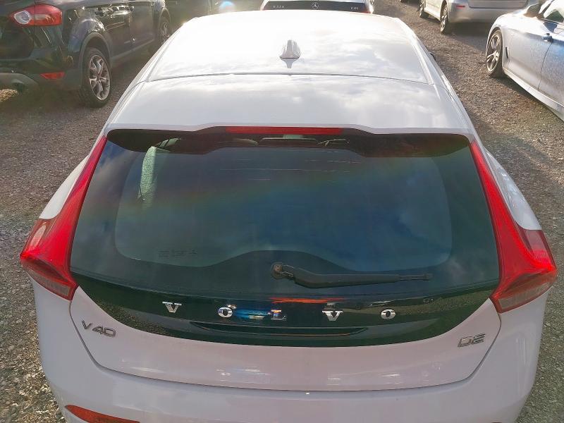 2014 VOLVO V40 D2 R DESIGN 5DR