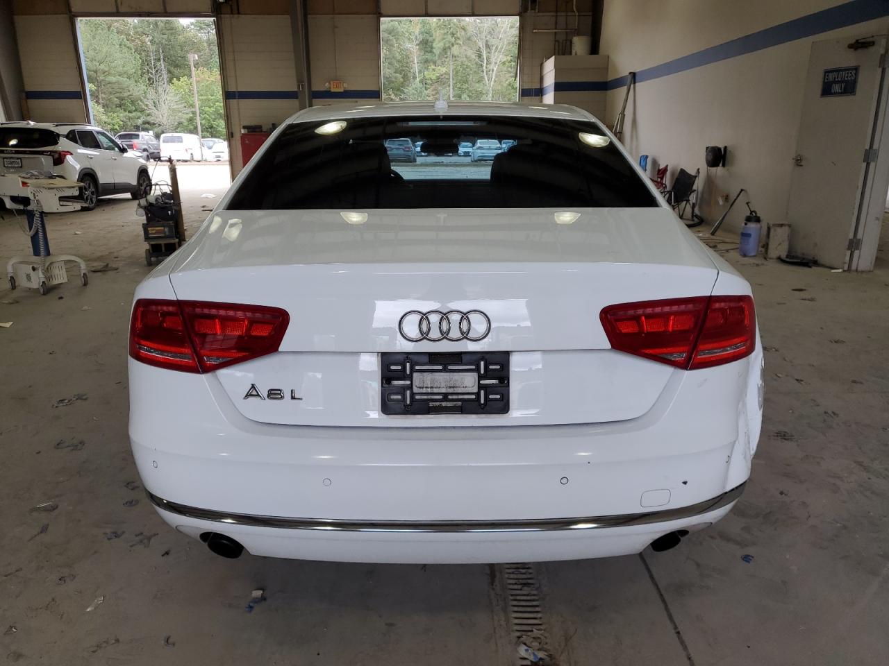 2013 Audi A8 L Quattro VIN: WAURGAFD2DN012515 Lot: 82341875