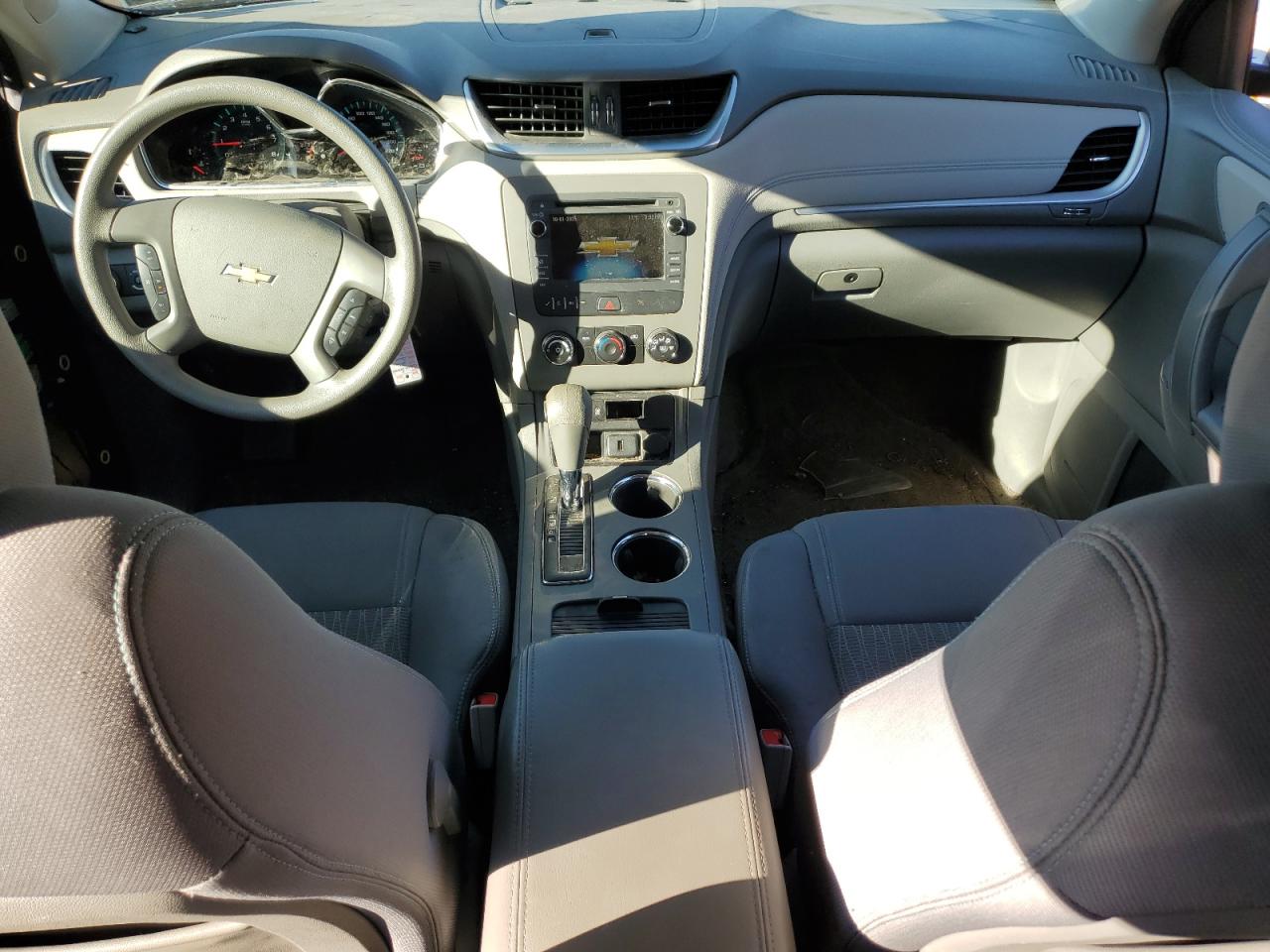 2016 Chevrolet Traverse Ls VIN: 1GNKVFED0GJ118232 Lot: 84430135