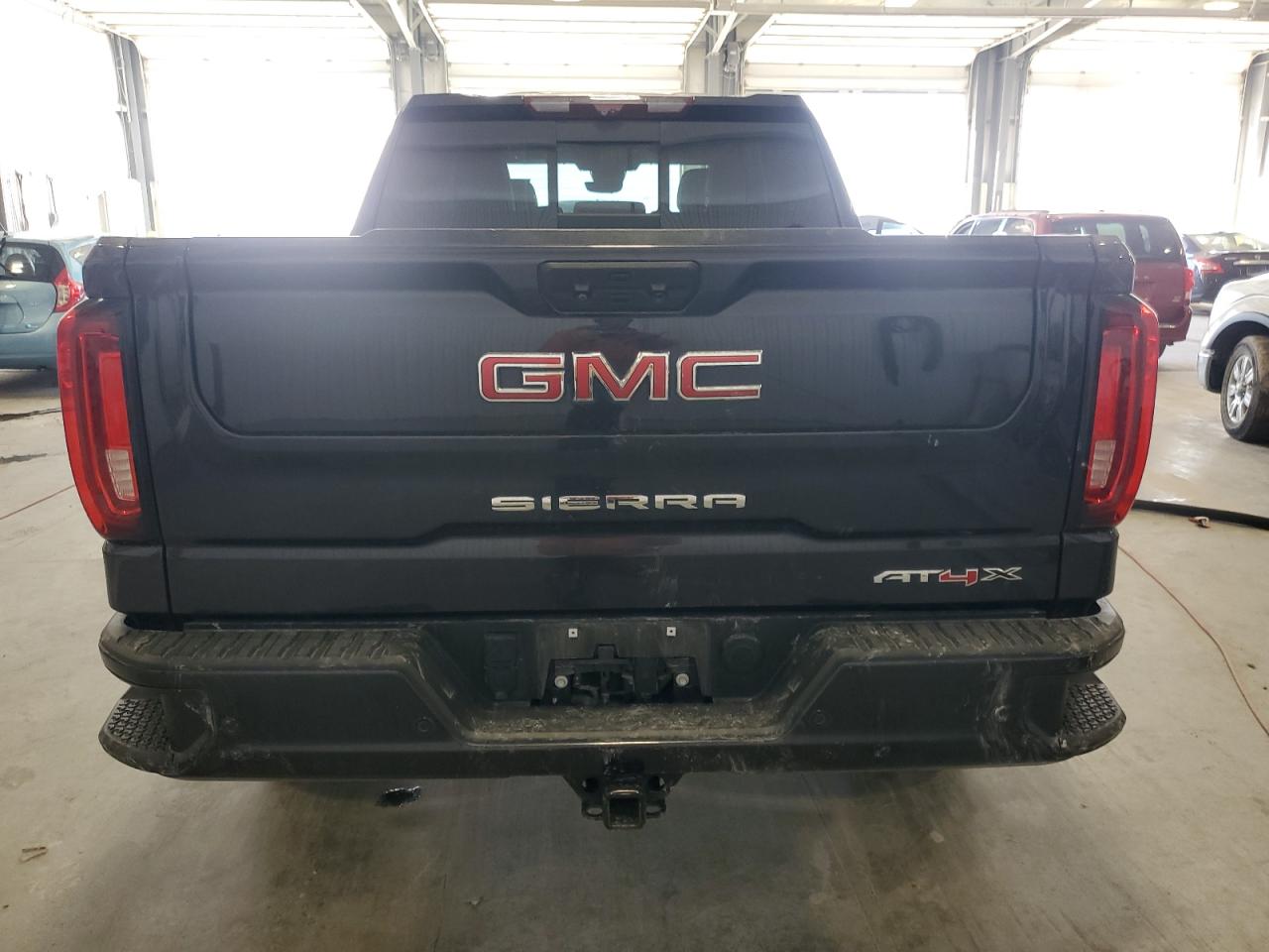 2022 GMC Sierra K1500 At4X VIN: 3GTUUFEL0NG624685 Lot: 90039835