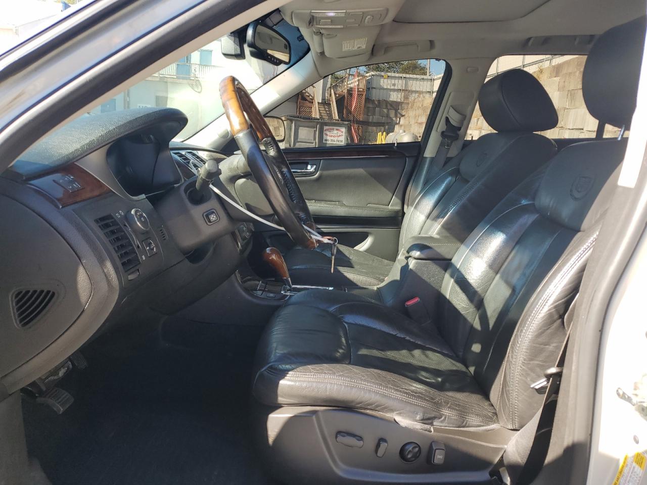 2008 Cadillac Dts VIN: 1G6KD57978U115362 Lot: 82428215