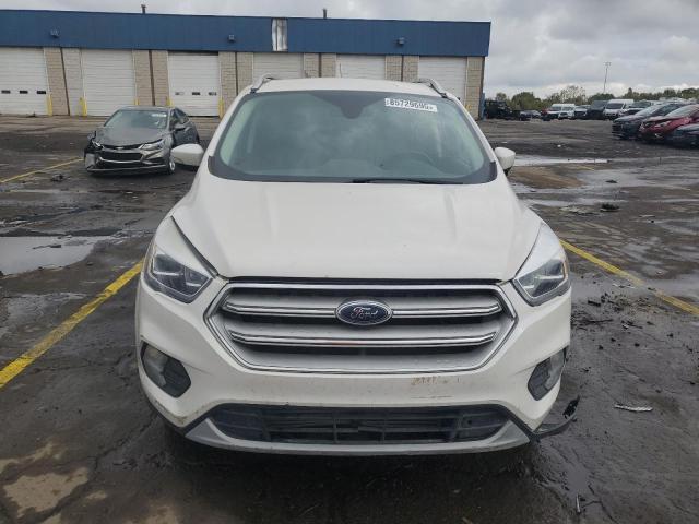  FORD ESCAPE 2019 Белы