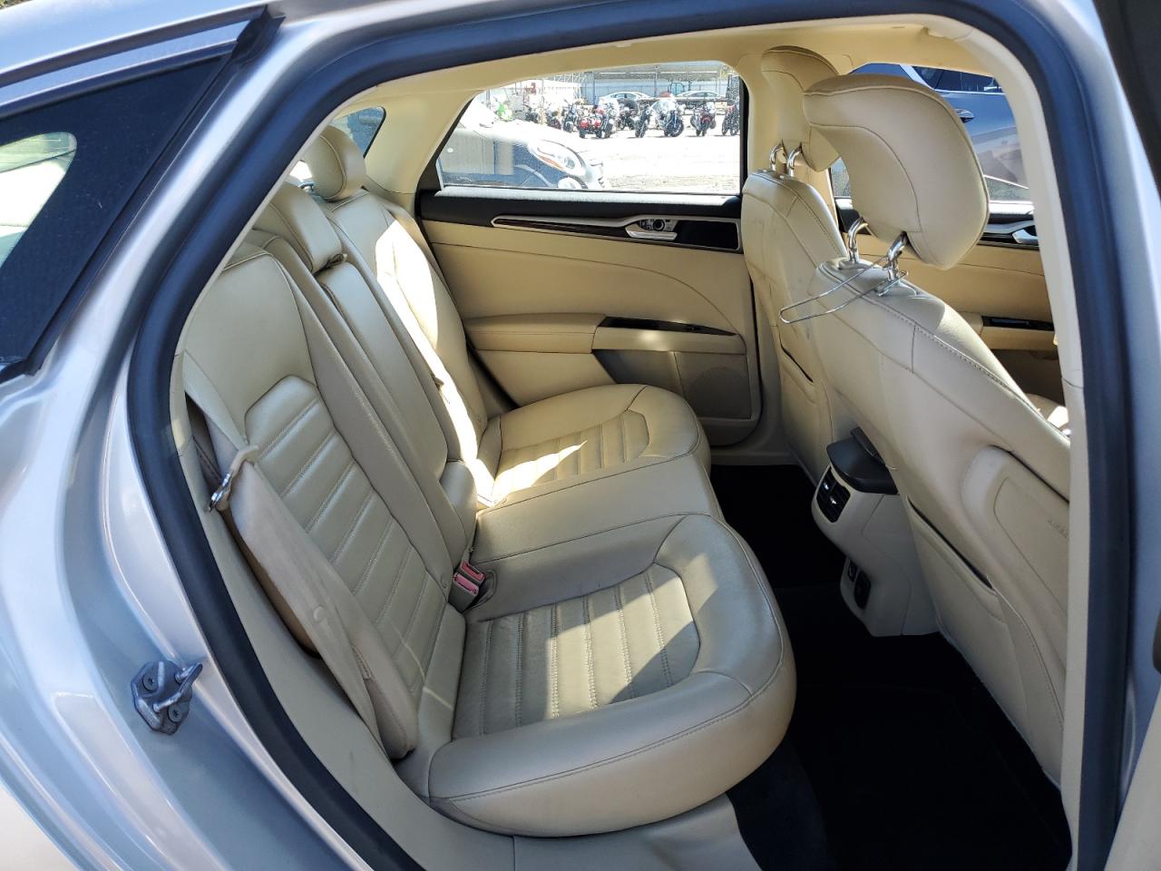 2015 Ford Fusion Se Phev VIN: 3FA6P0PUXFR105268 Lot: 84585765