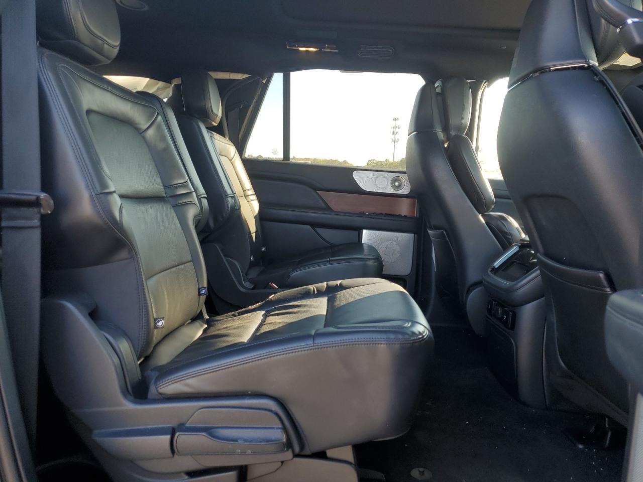 2024 Lincoln Navigator L Reserve VIN: 5LMJJ3LG5REL01853 Lot: 84582295