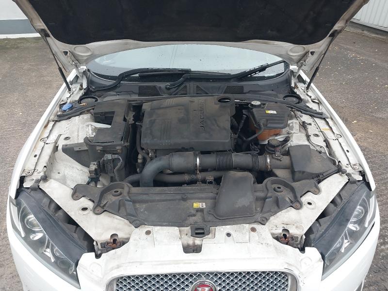 2015 JAGUAR XF 2.2D [163] LUXURY 4DR AUTO