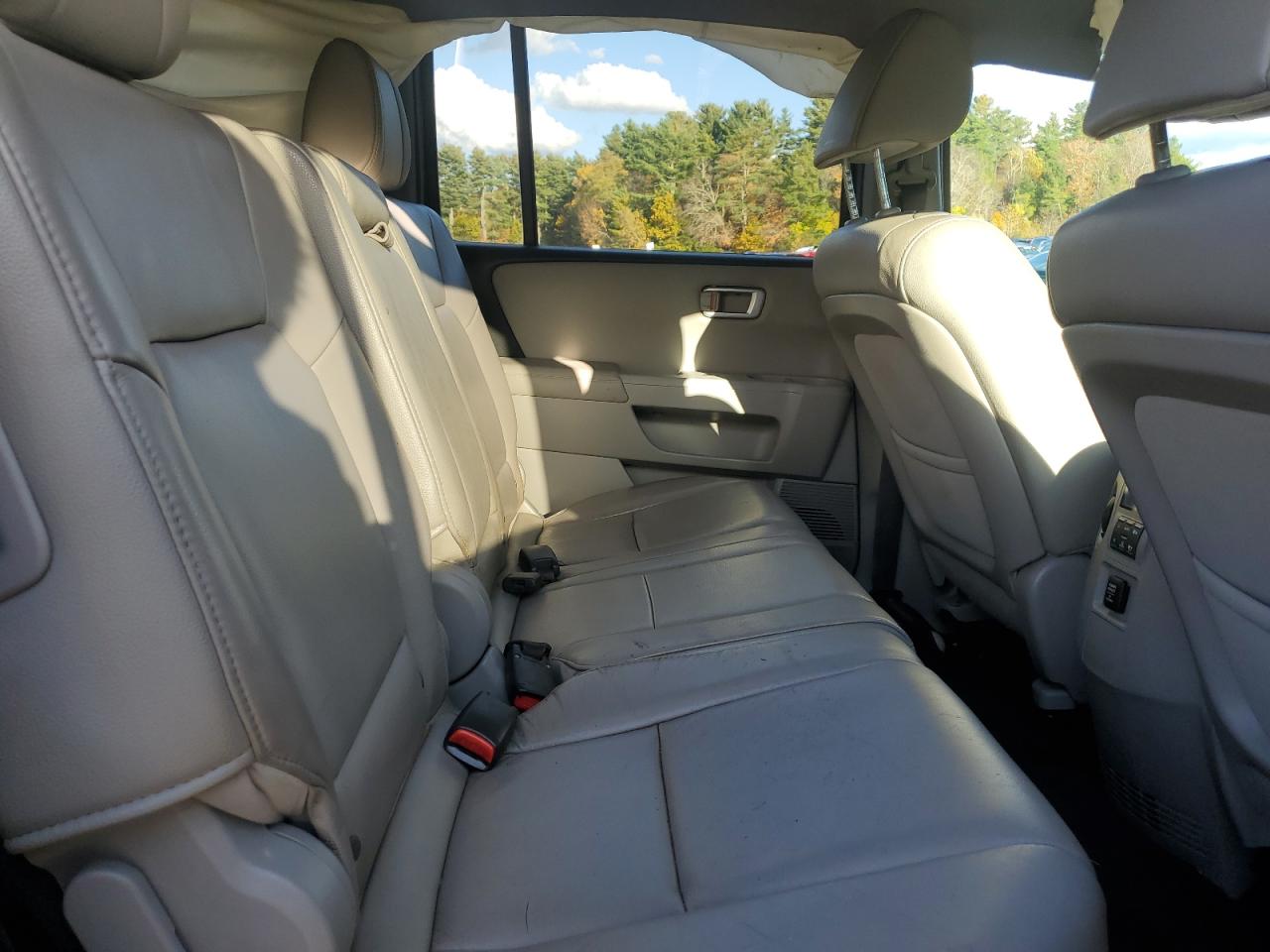 2014 Honda Pilot Exl VIN: 5FNYF4H55EB011819 Lot: 85920215