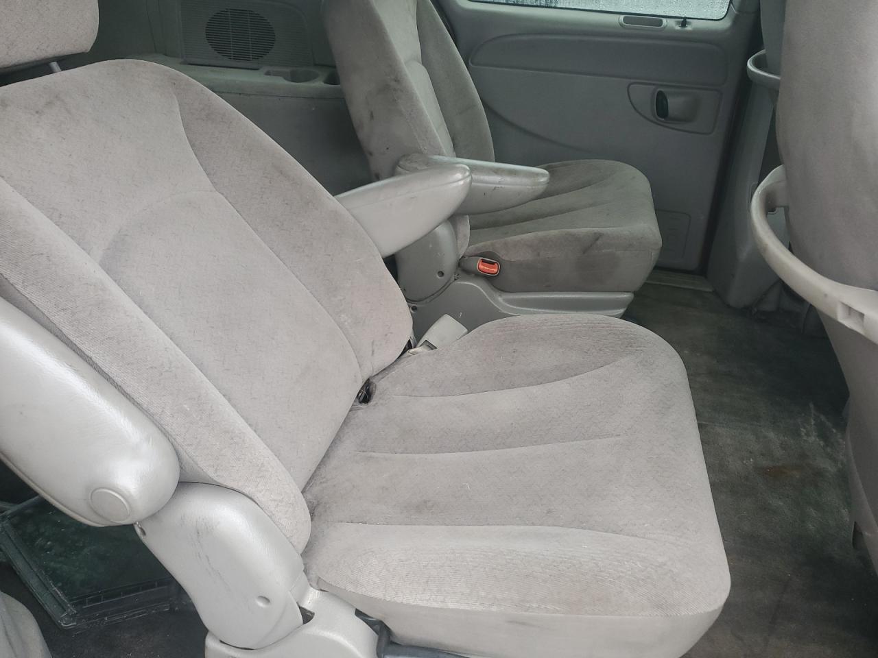 2003 Dodge Caravan Se VIN: 1D4GP25373B225164 Lot: 90470235