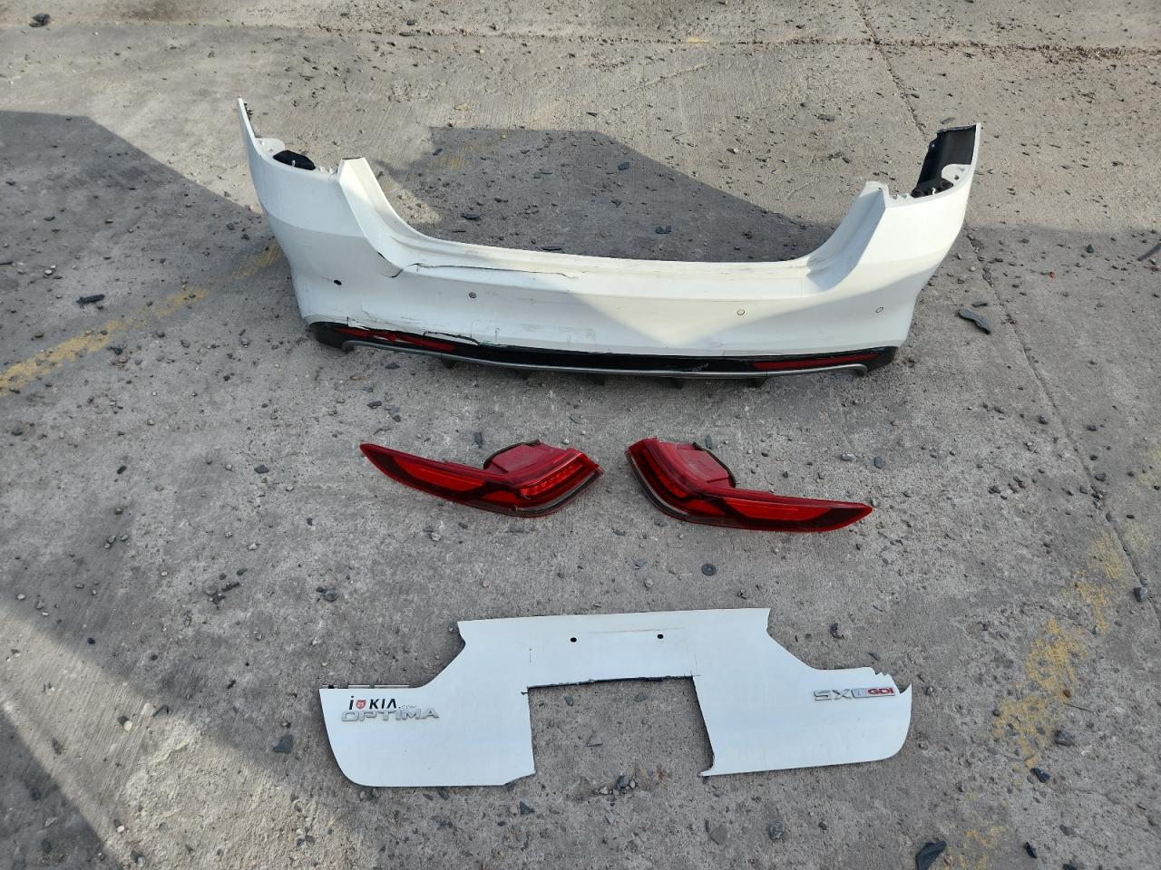 2017 Kia Optima Sx VIN: 5XXGW4L27HG137965 Lot: 81886075