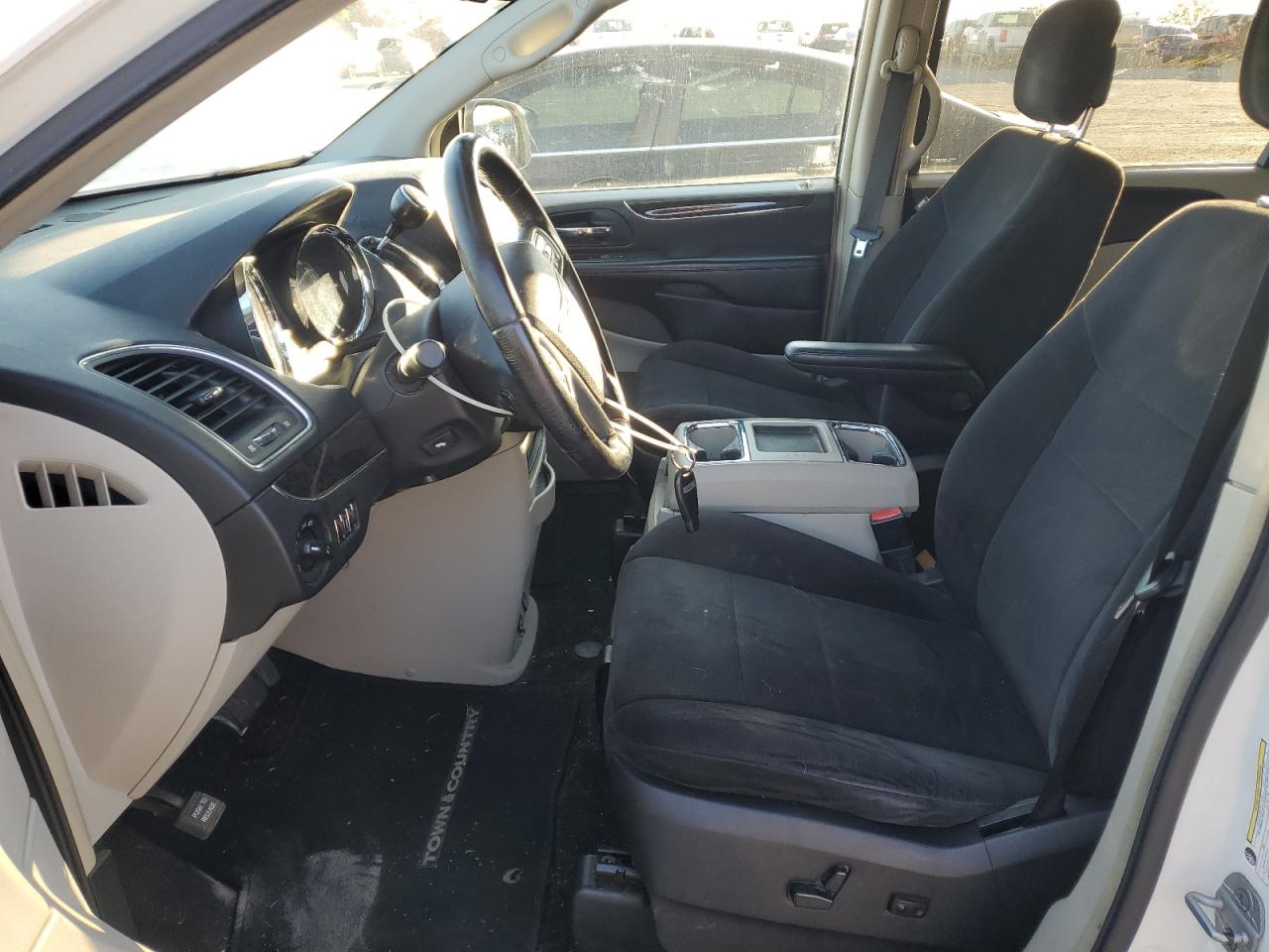 2011 Chrysler Town & Country Touring VIN: 2A4RR5DG6BR723405 Lot: 82603365