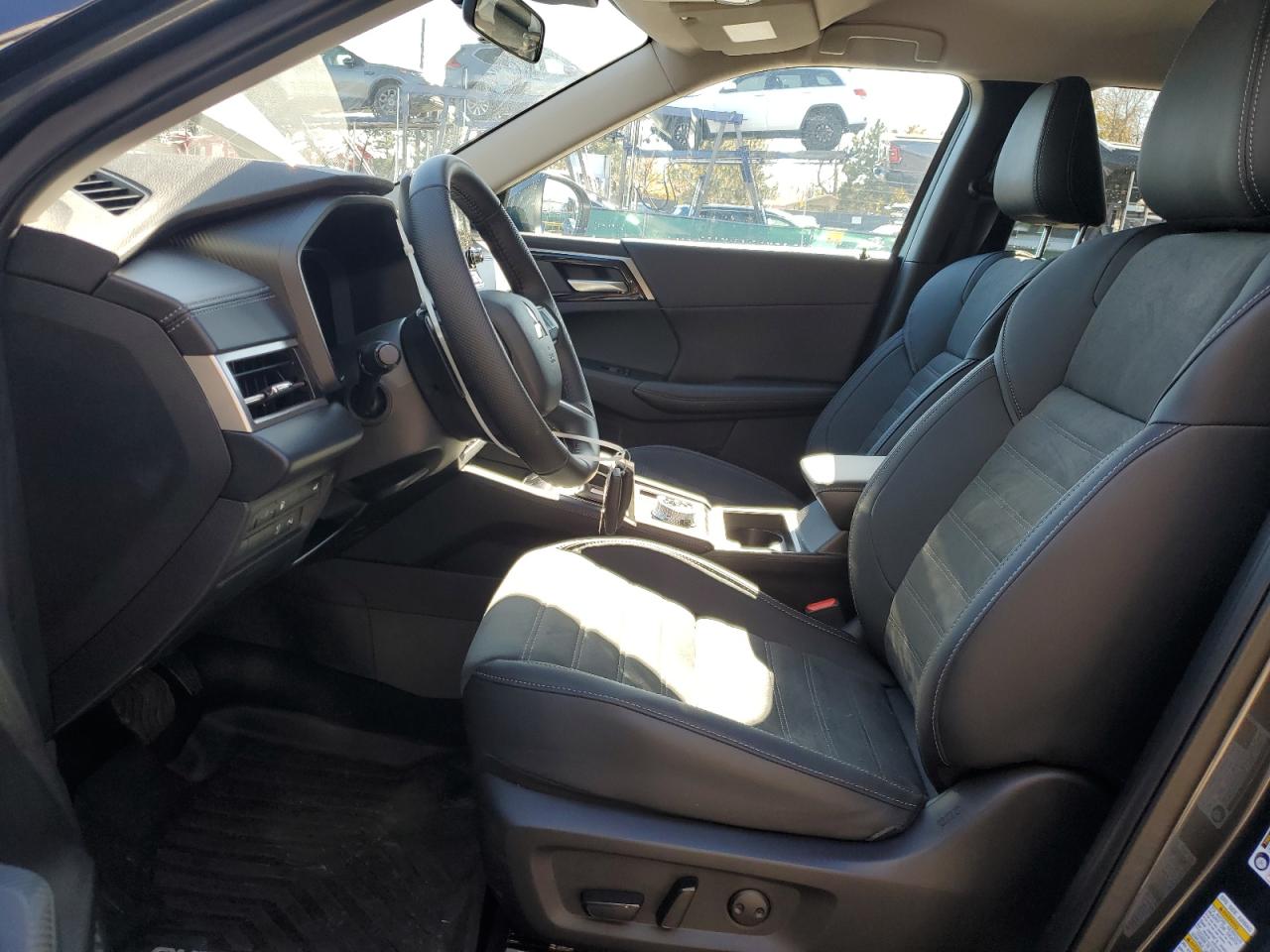 2025 Mitsubishi Outlander Se VIN: JA4T5VA97SZ048404 Lot: 82768395